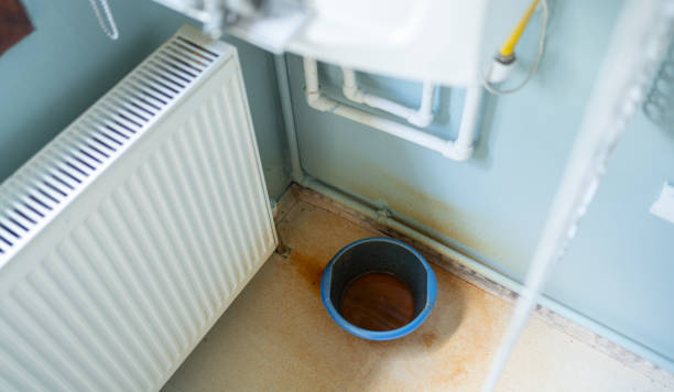 Best Commercial water damage restoration  in Slinger, WI